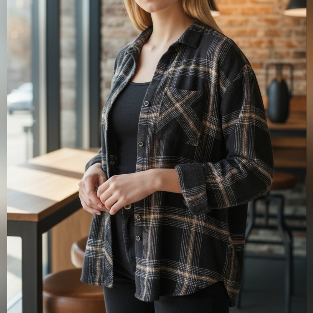 CLOTH & STONE | Cozy Soft Relaxed Black Tan Plaid‎ Button Down Pocket Shirt | M